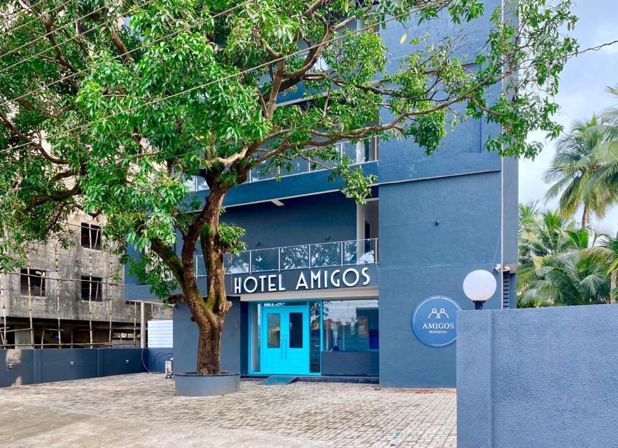Amigos Candolim Beach Exterior photo
